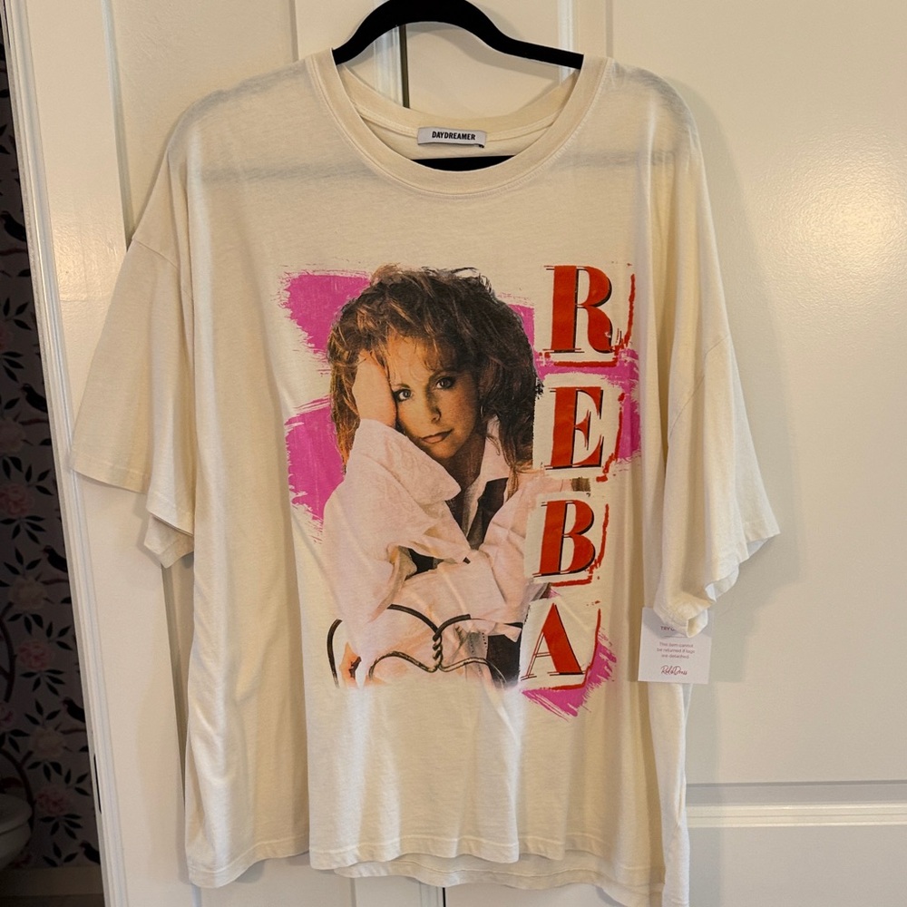 Reba Daydreamer T-Shirt - Cream and Pink